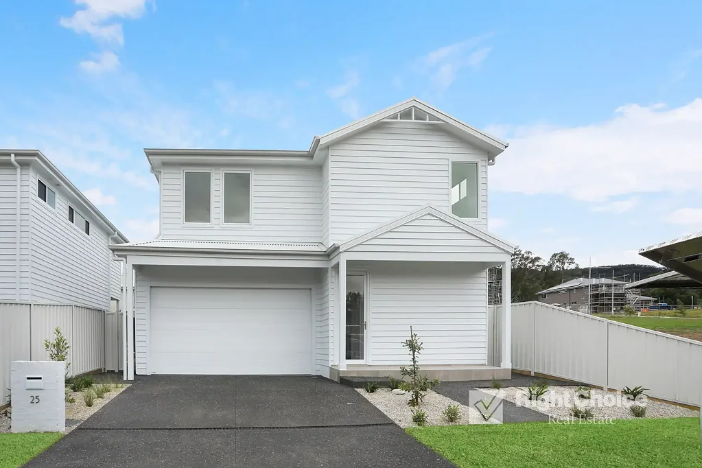 25 Hereford Chase, Tullimbar, NSW 2527