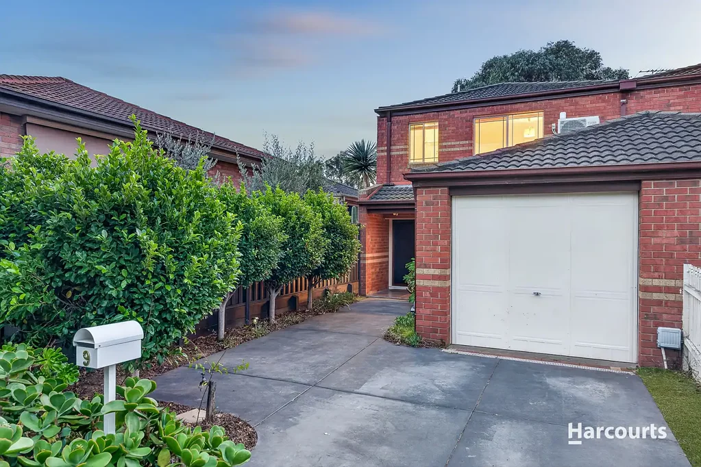 Burwood East 3Moenga Elite Residential Setting in Dual School Zones