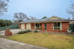 41 PELL ST, Howlong