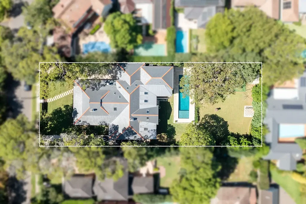 Wahroonga 5chambre Blue ribbon living on a stunning 2,321sqm parcel