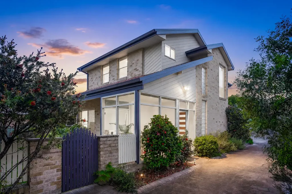 Caringbah 3غرفة نوم House-Like townhome in an Exclusive Boutique Setting