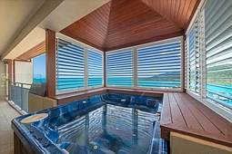 28/16 Golden Orchid Drive, Airlie Beach