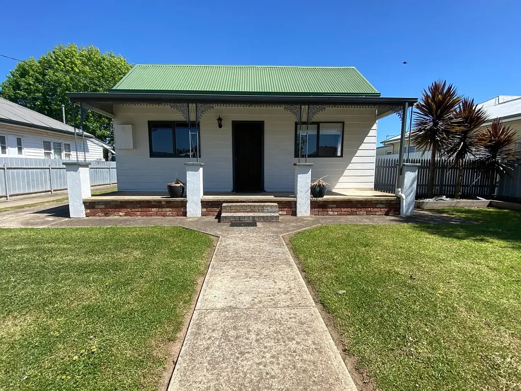 THREE BEDROOM HOUSE IN MARYBOROUGH