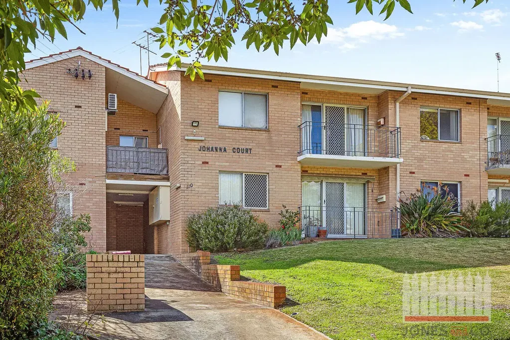 Inglewood 2 Bedroom Central Avenue Convenience in the Heart of Inglewood