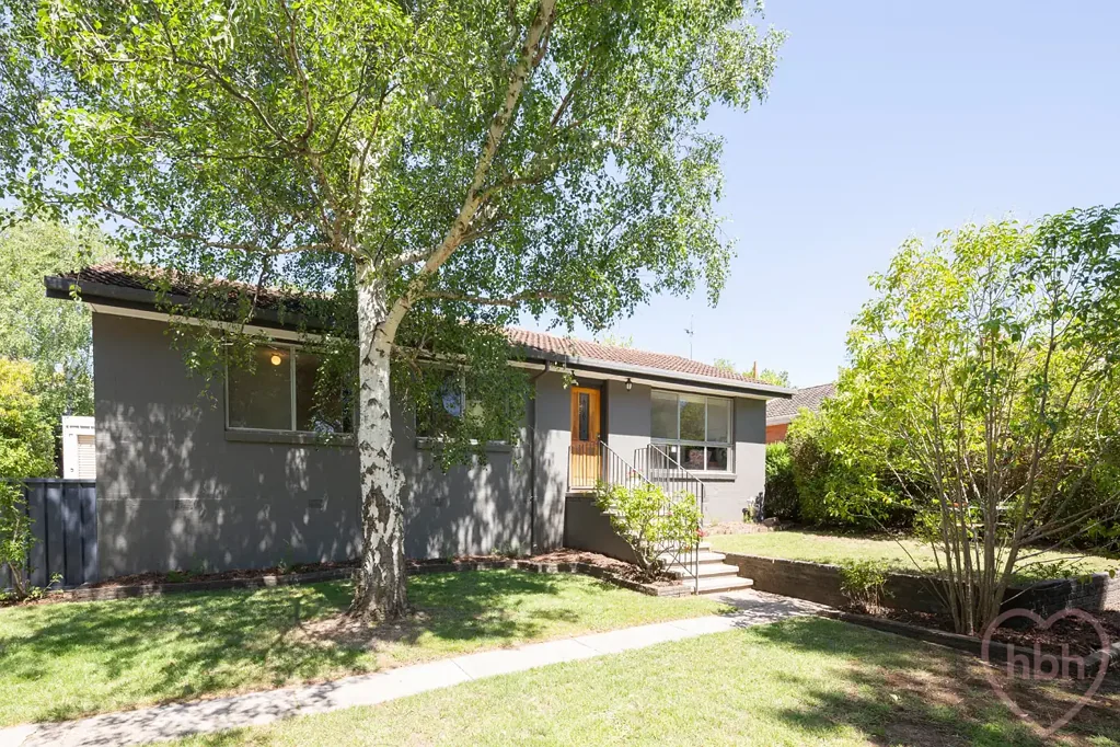 30 Blackman Crescent, Macquarie, ACT 2614