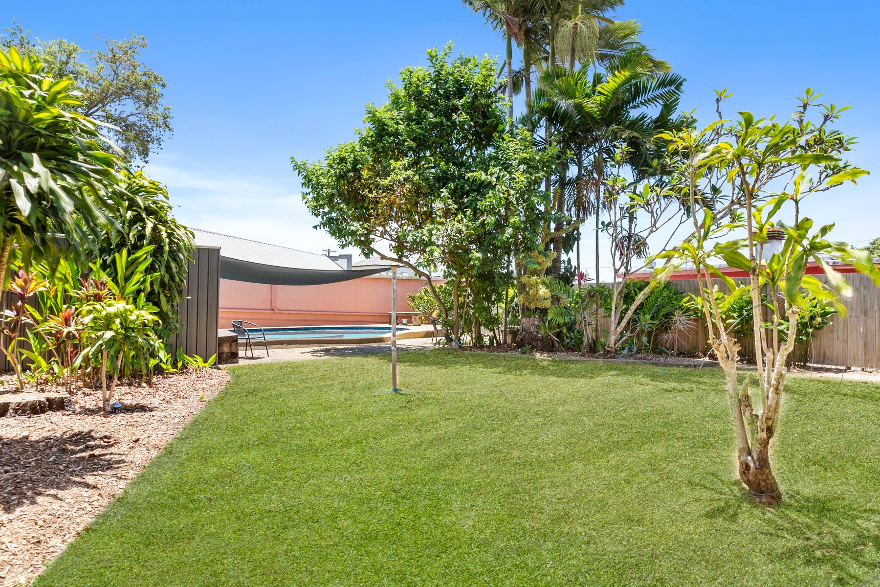 6 PYNE ST, EDGE HILL QLD 4870, 0 chambres, 0 salles de bain, House