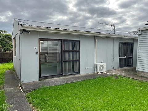 Cosy 2 Bedroom Home