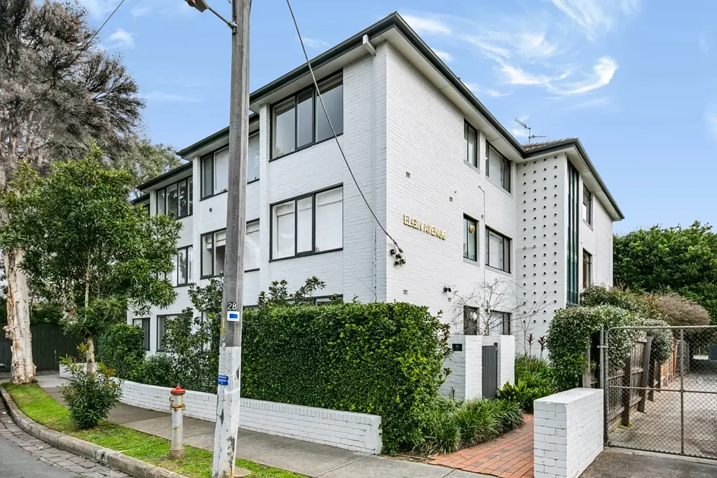 Updated 2-Bedroom Gem in Prime Armadale Location