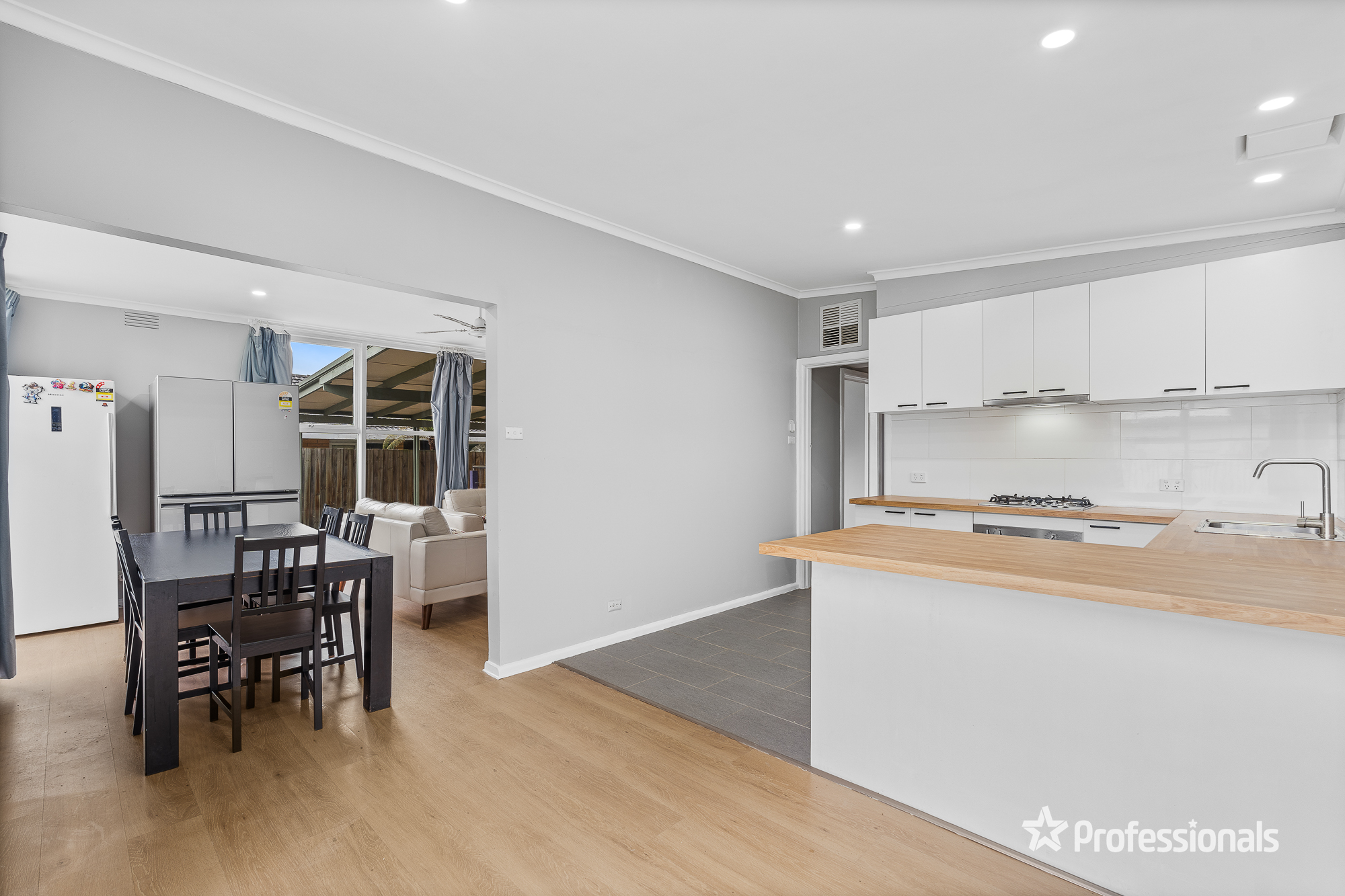 74 ALLANFIELD CR, BORONIA VIC 3155, 0 rūma, 0 rūma horoi, House