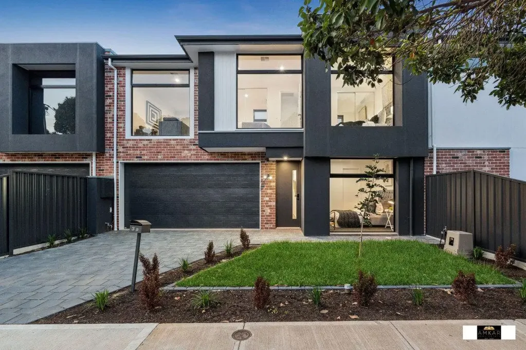 Modern 2024-Built Stunning Home in a Premium Lifestyle Location.