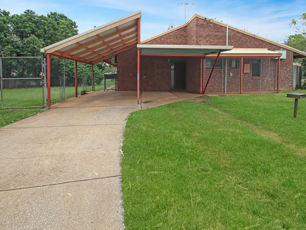 Katherine 3房  THREE BEDROOM FAMILY HOME!