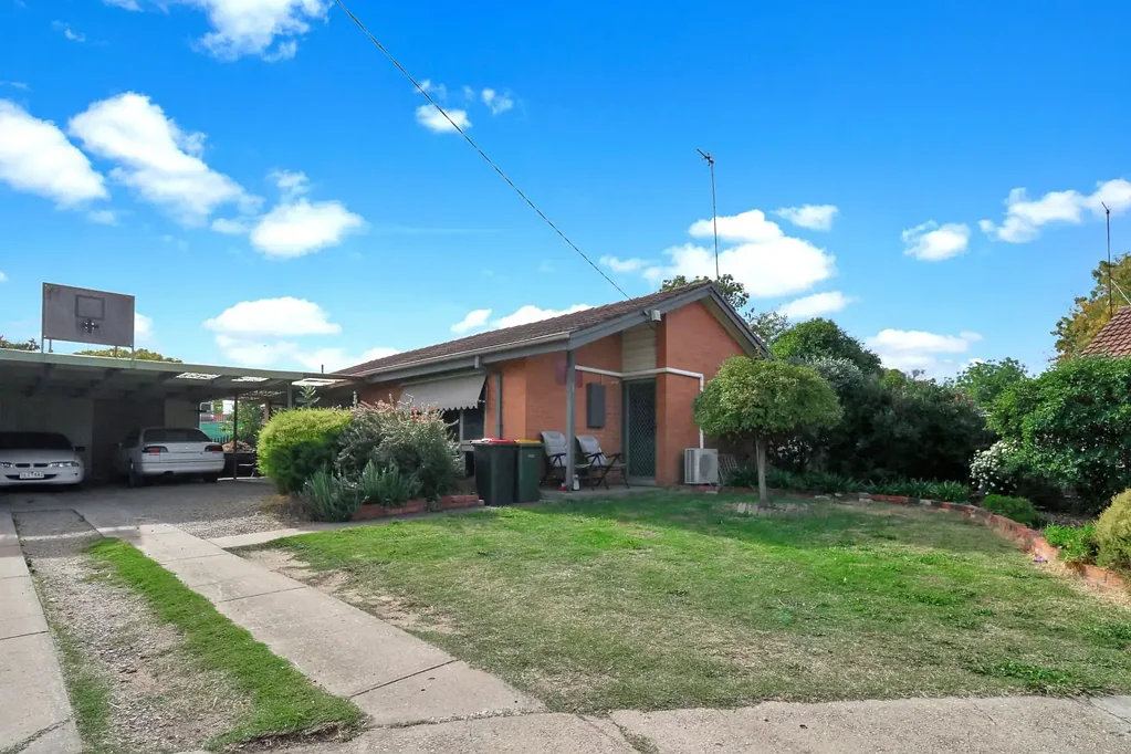 9 McMillan Court, Horsham, VIC 3400