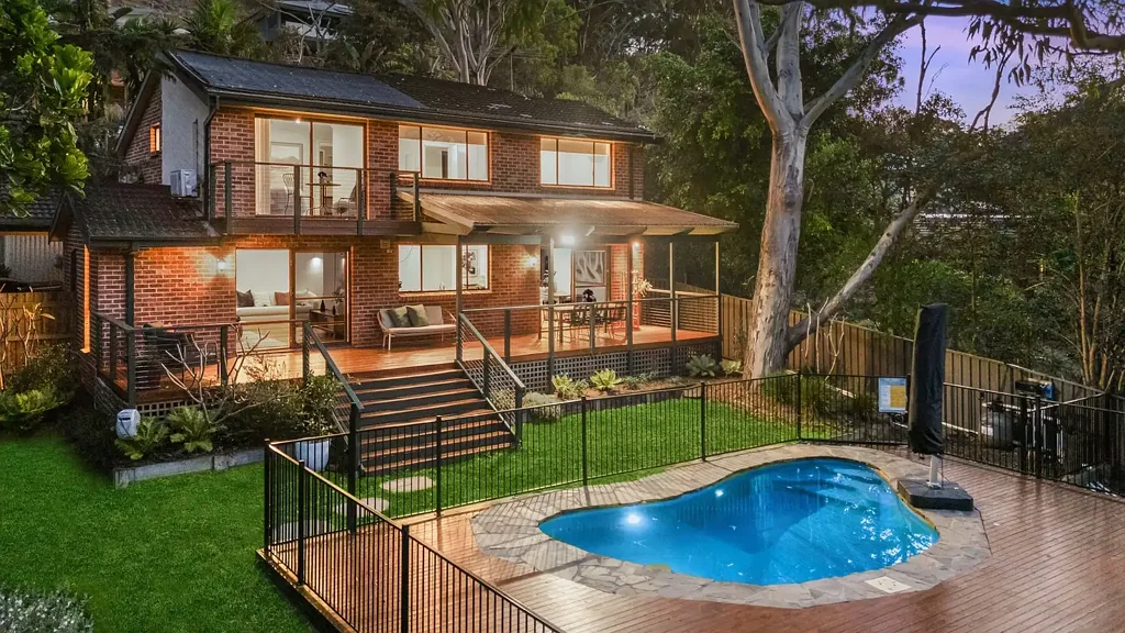 Woronora 4房 空间、私密与朝北娱乐区 Space, Privacy & North Facing Entertaining