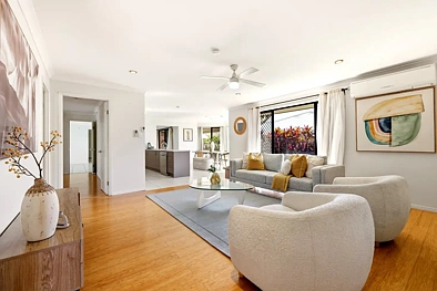 Carseldine 4chambre Modern Family Living in a Peaceful, Connected Pocket
