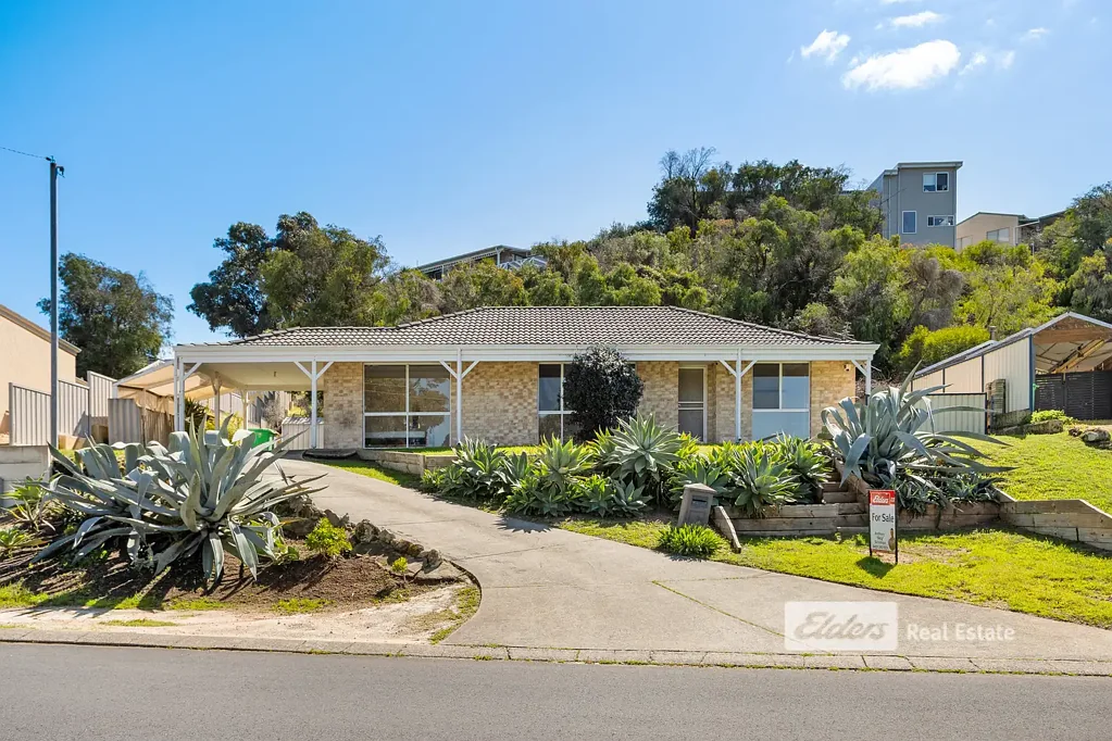 4 Burcham Drive, Binningup, WA 6233