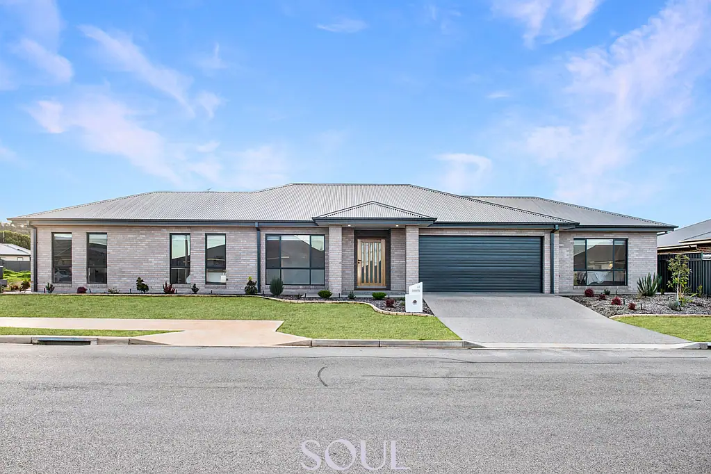 61 Gillmartin Drive, Griffith, NSW 2680