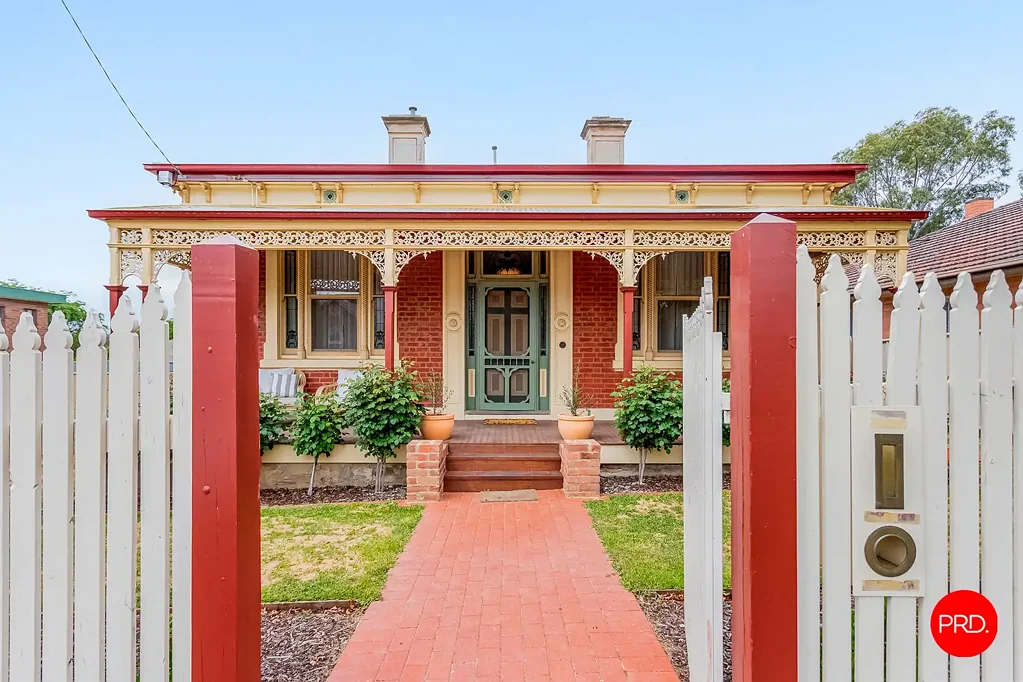 154 Eaglehawk Road, Long Gully, VIC 3550