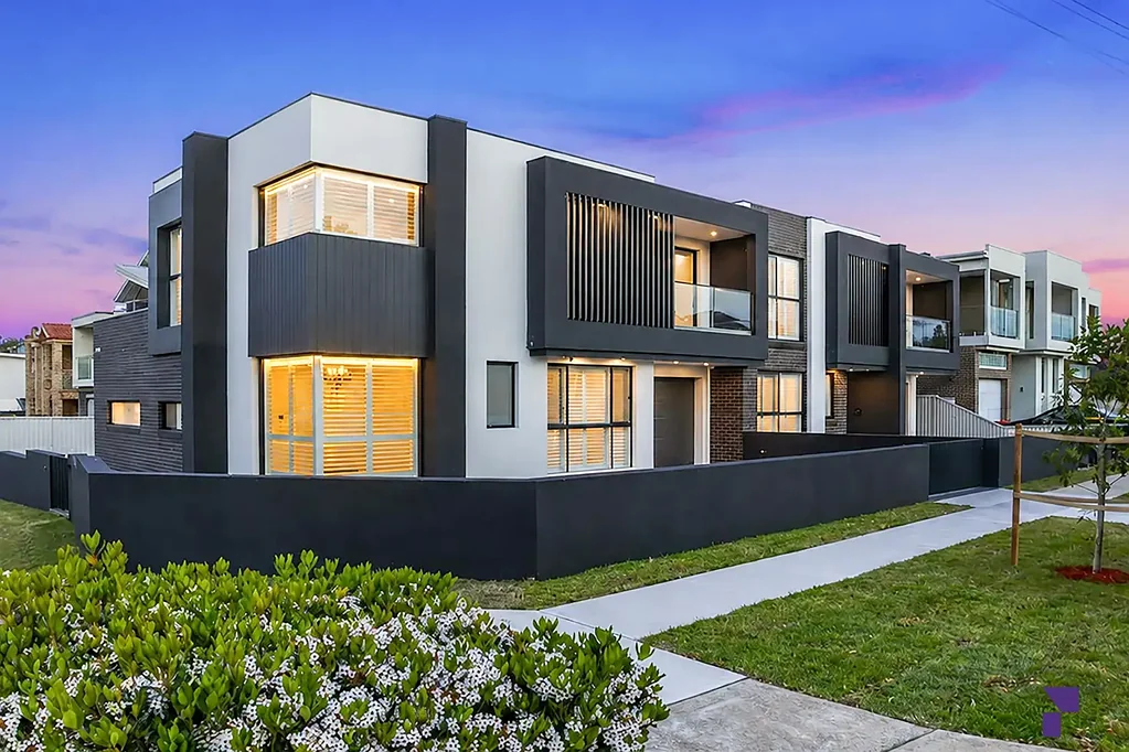 Greenacre 5Zimmer Corner block, Architecturally crafted family home set in a sought after street