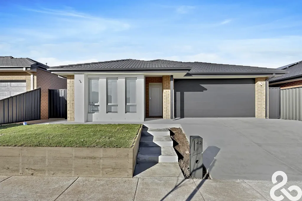 Family Living in the Heart of Donnybrook