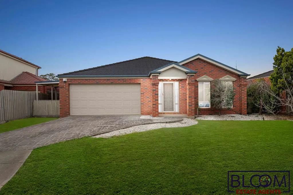 Werribee 4침실 Spacious, Contemporary & Ideally Located!