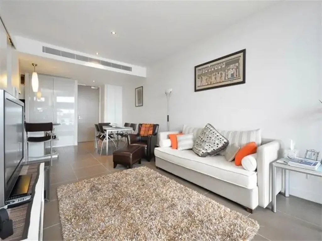 Stylish Riverside Living | Fully Furnished | Prime Lifestyle Location