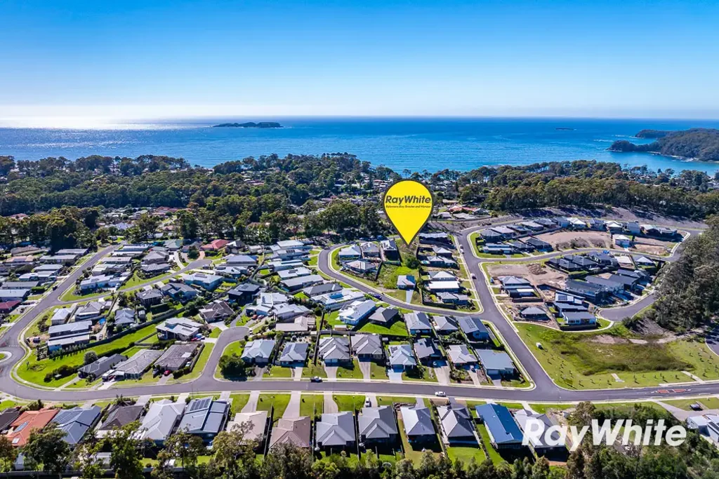 16 Jardine Road, Sunshine Bay, NSW 2536