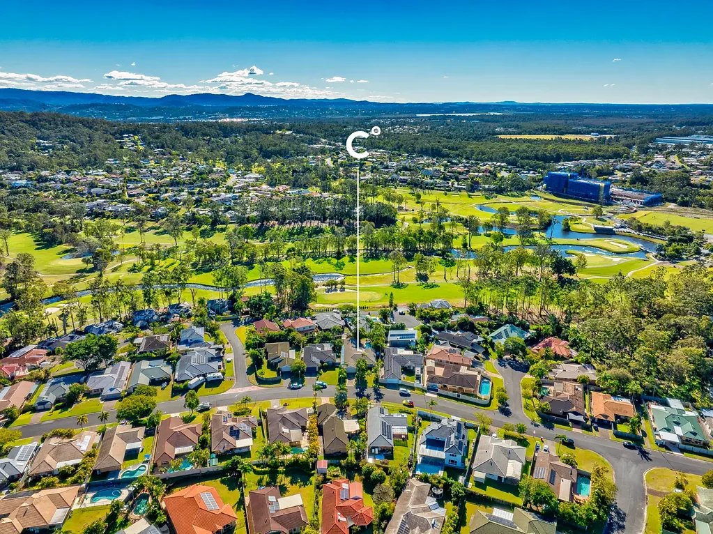 Parkwood 5 Bedroom QUIETLY PERFECT!