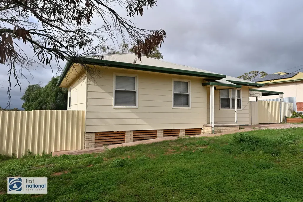 Port Augusta 3房  Updated Home with Secure Tenancy Until February 2027