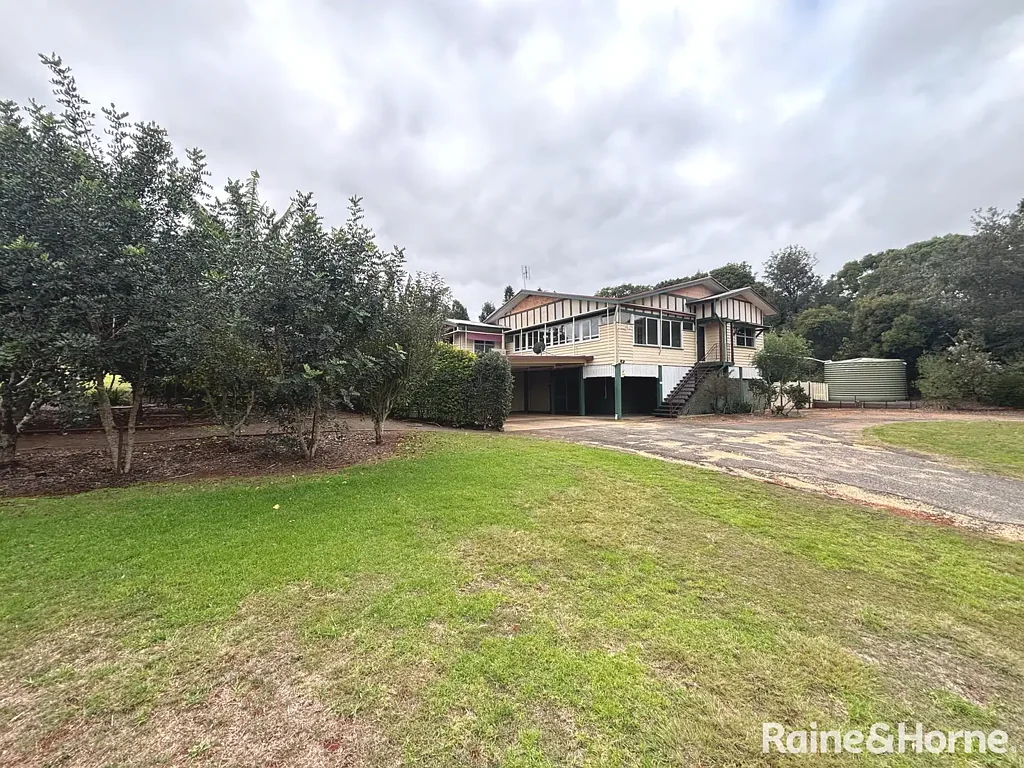 Kingaroy 5ห้องนอน Beautiful Queenslander on 3998m2