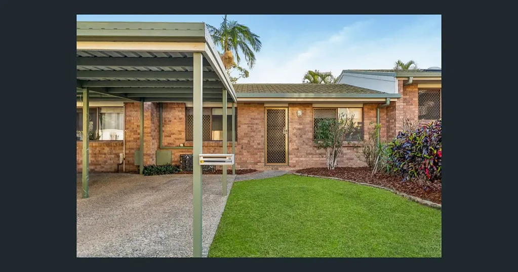Refreshed unit for rent in quite complex