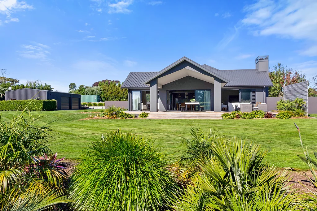 New Plymouth Central 5غرفة نوم Luxurious Lifestyle Living