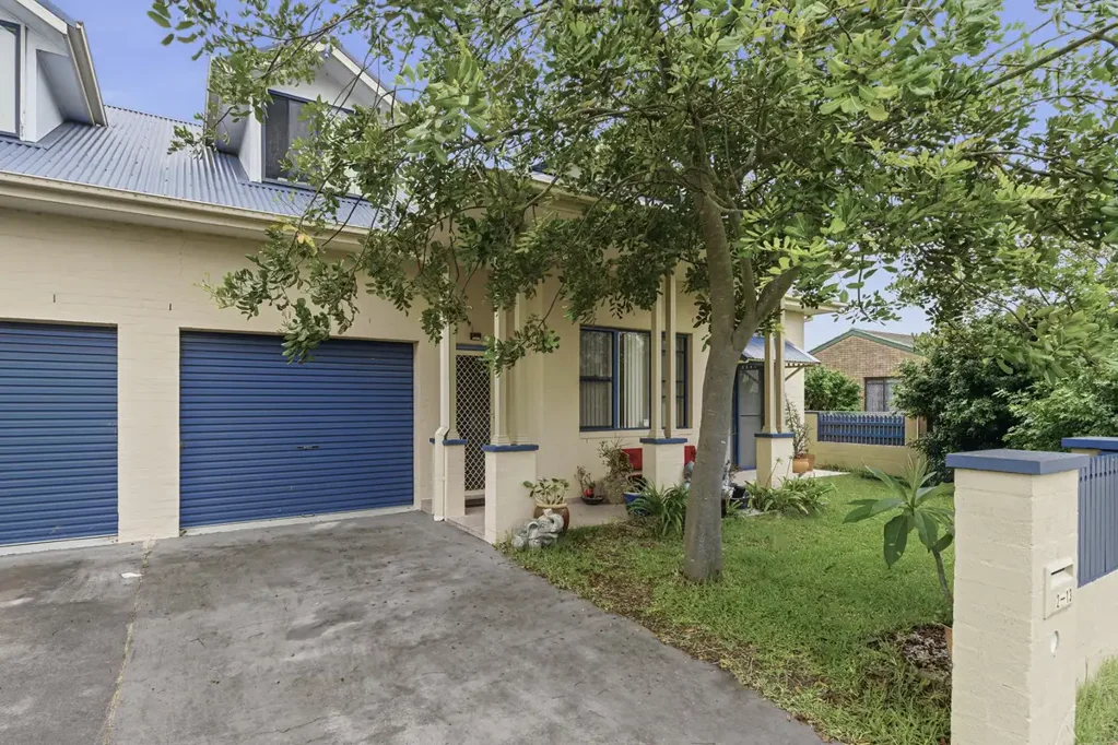 2/13 Caledonian Street, Aberdare, NSW 2325