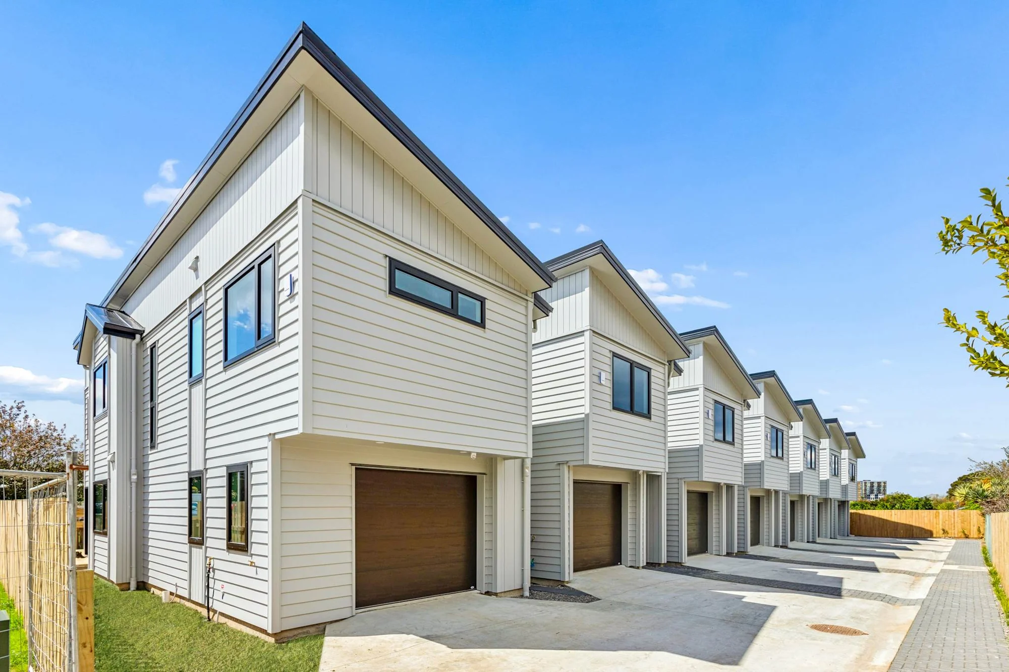 New Lynn 3Kwarto Ready, Set, Make Your Offer!