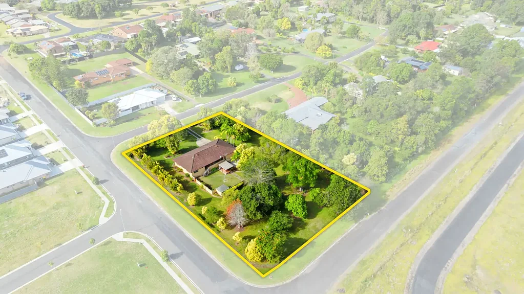 2 Greenfields Drive, Junction Hill, NSW 2460