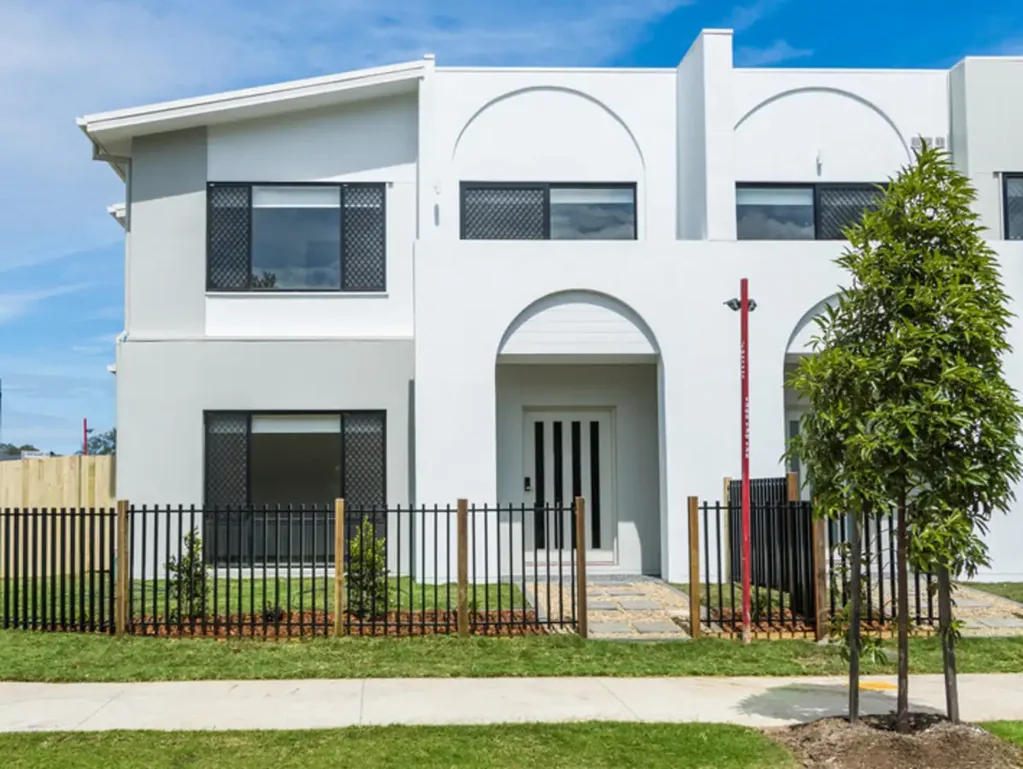 Near New 4-Bedroom Terrace