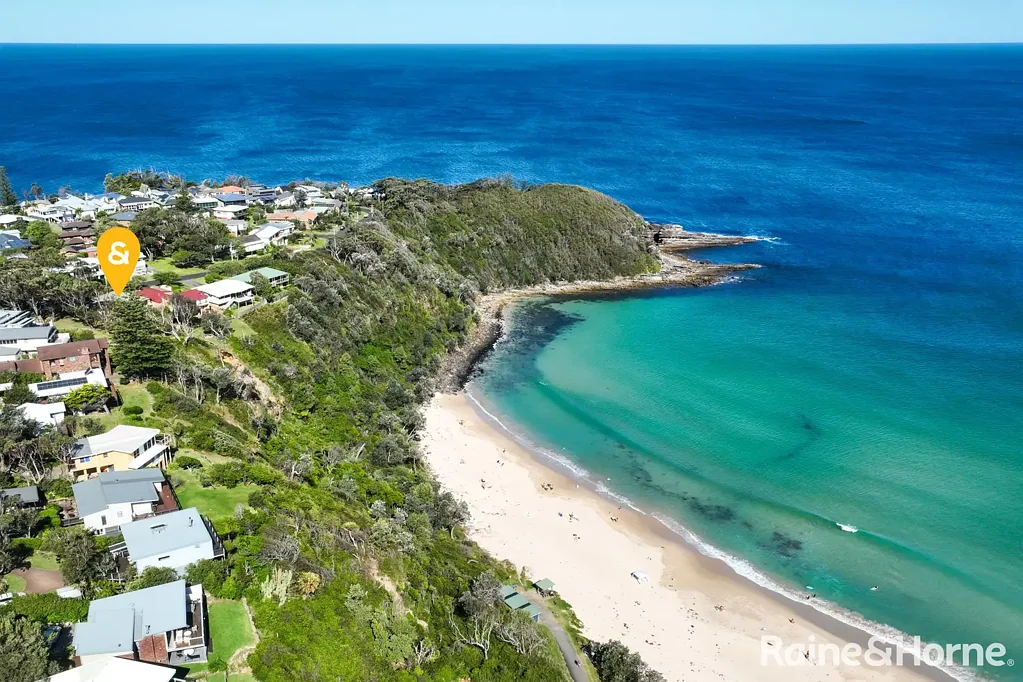 235 Mitchell Parade, Mollymook Beach, NSW 2539