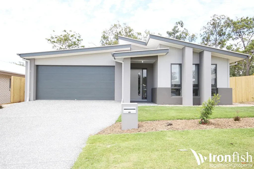 $620.00 per week, increasing to $650.00 per week 2 months after lease commences