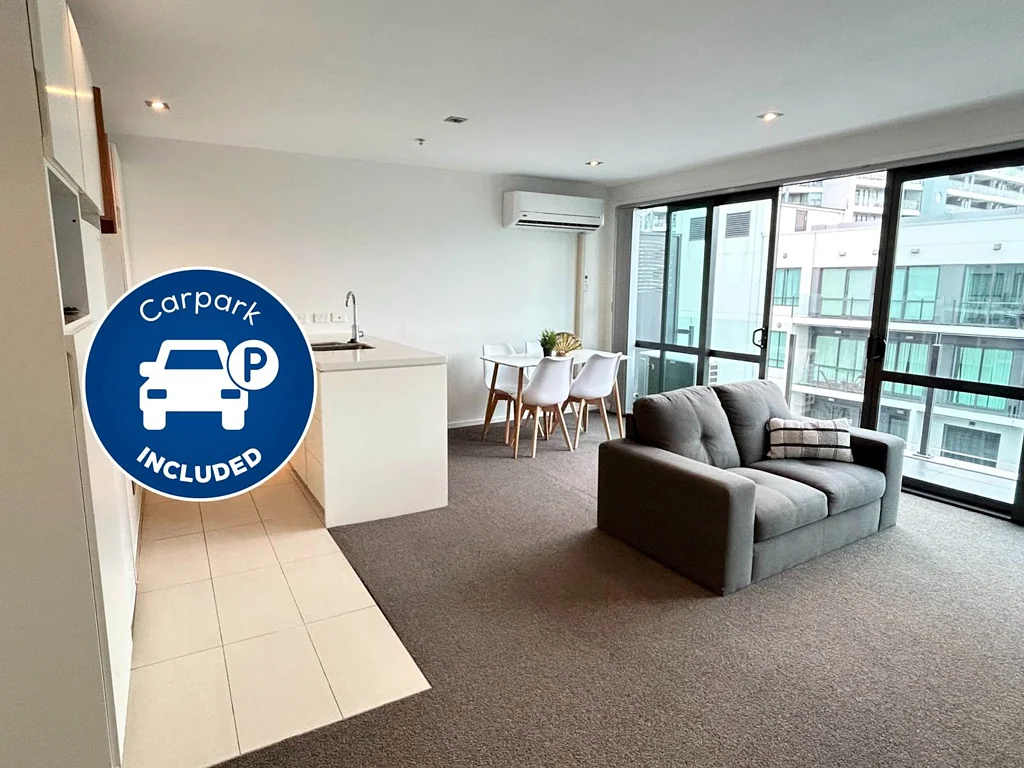 On Top At The Docks - Two Bedroom, One Bathroo...