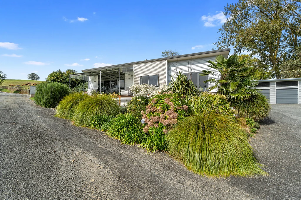 Te Awamutu 3બેડરૂમ Elevated with a view