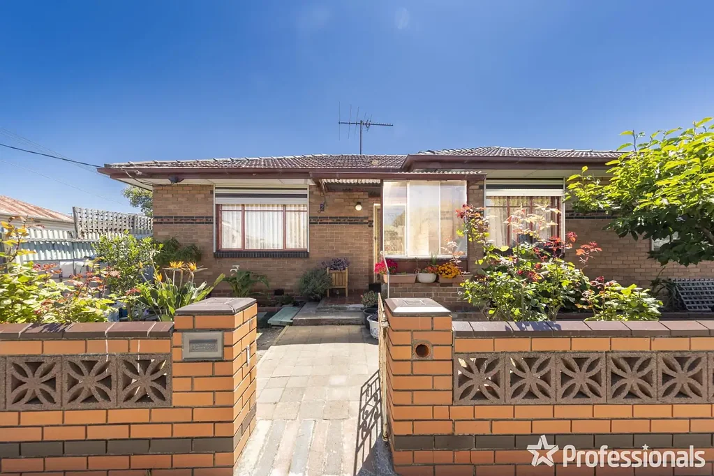 2 Essex Street, Footscray, VIC 3011