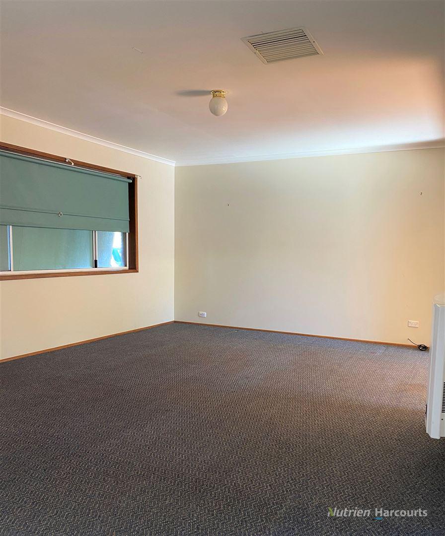 17 LAMROCK ST, COBAR NSW 2835, 0 غرف, 0 حمامات, House