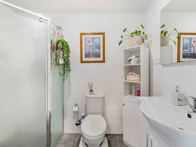 80 & 80B Meadows Road, Mount Pritchard, NSW 2170, 5 slaapkamers, 2 badkamers, House