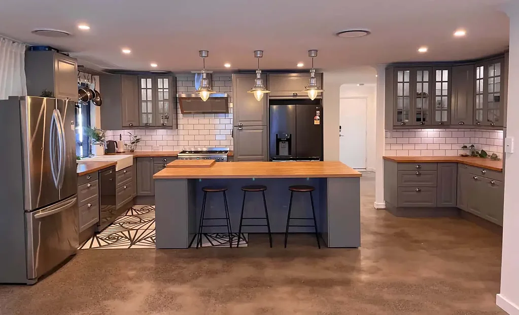 Family living and Effortless Entertaining in Great location. College Grove -$750p/w