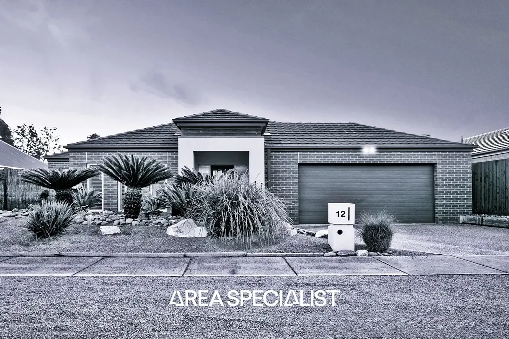 12 Park Valley Crescent, Langwarrin, VIC 3910