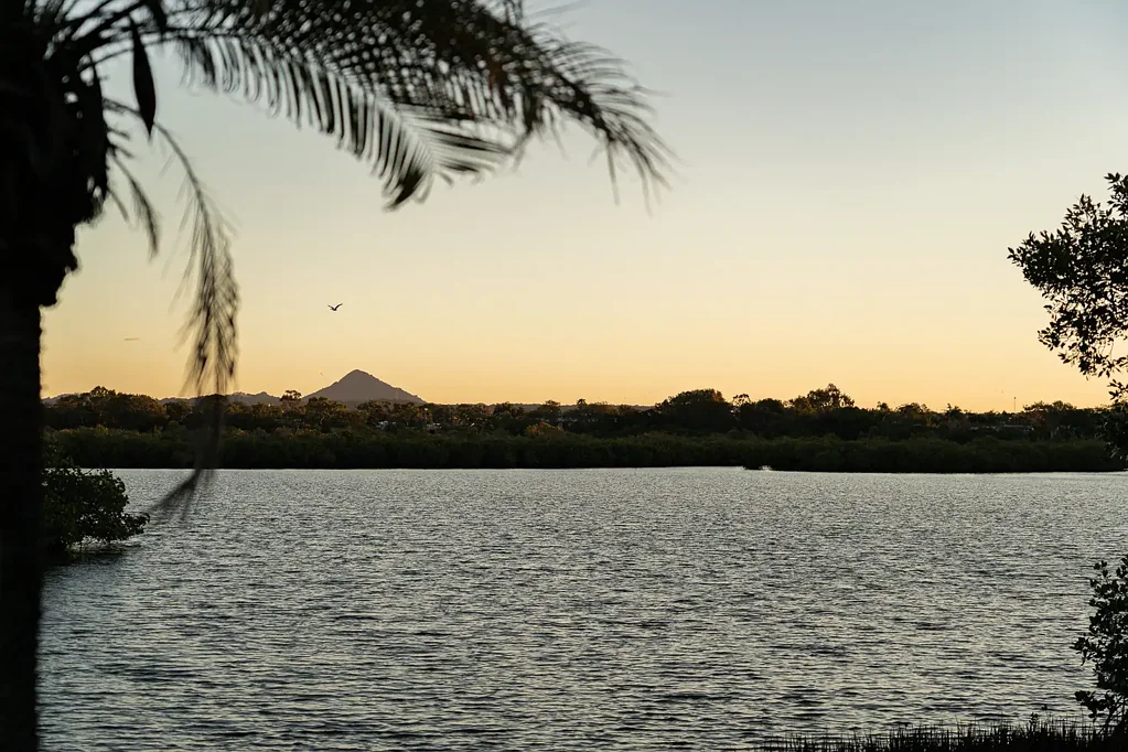 Noosaville 3房  SUBMIT ALL OFFERS