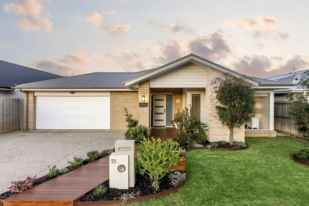 Ocean Grove 4房  Comfortable and Quiet, Family Living with Serene Space