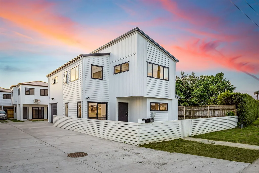 Huapai 4ਬੈੱਡਰੂਮ Modern Living in a Thriving Suburb