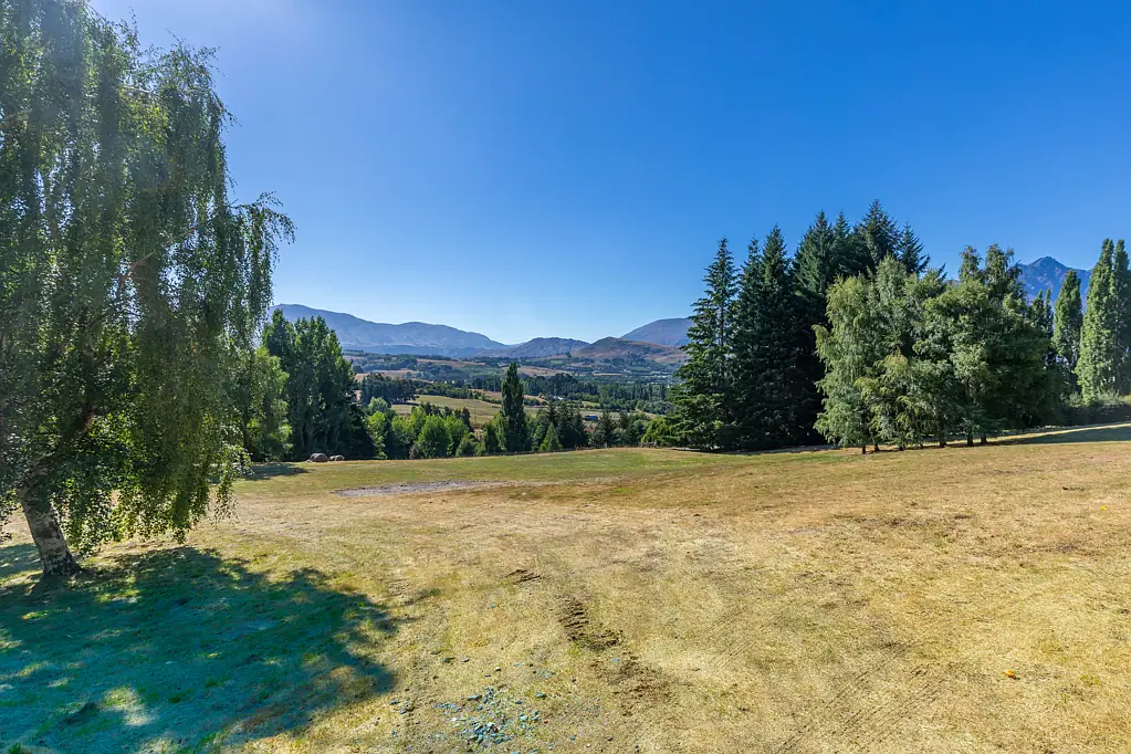Dalefield/Wakatipu Basin Blank Canvas in the Golden Triangle