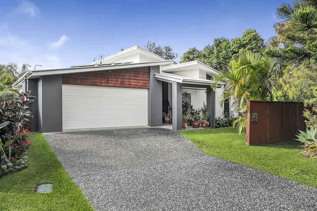 Pelican Waters 4房  An Exceptionally Well Presented Single Level In A Great Location