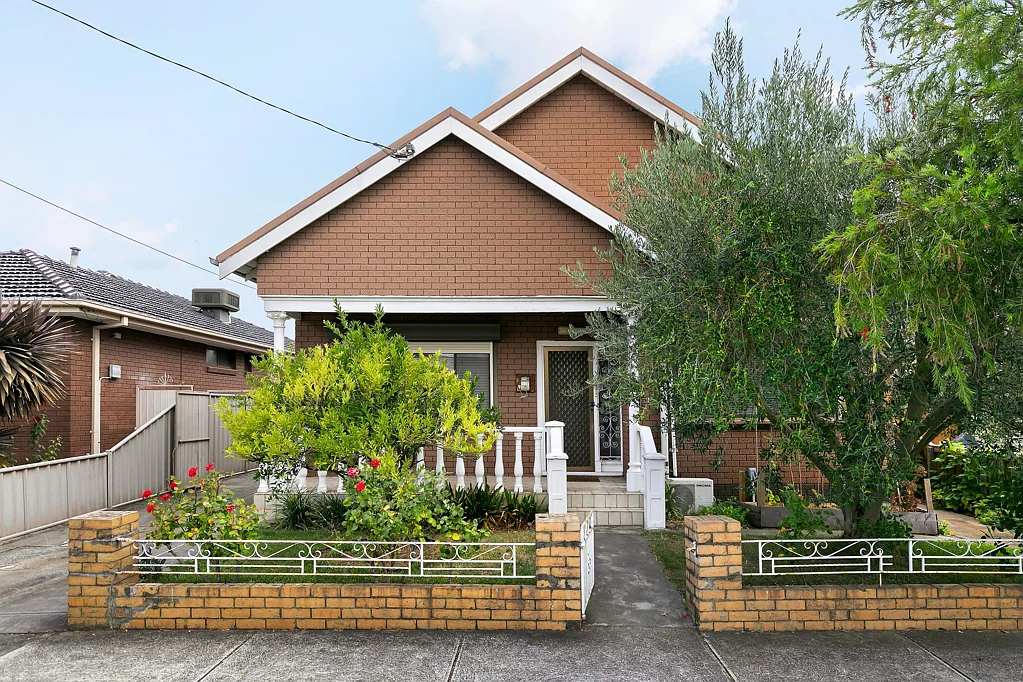 15 Huntington Grove, Coburg, VIC 3058